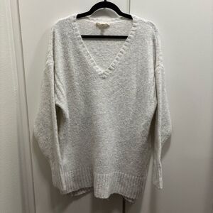 Grade & Gather Women’s Small/Medium White V-neck Pullover Sweater Buttons